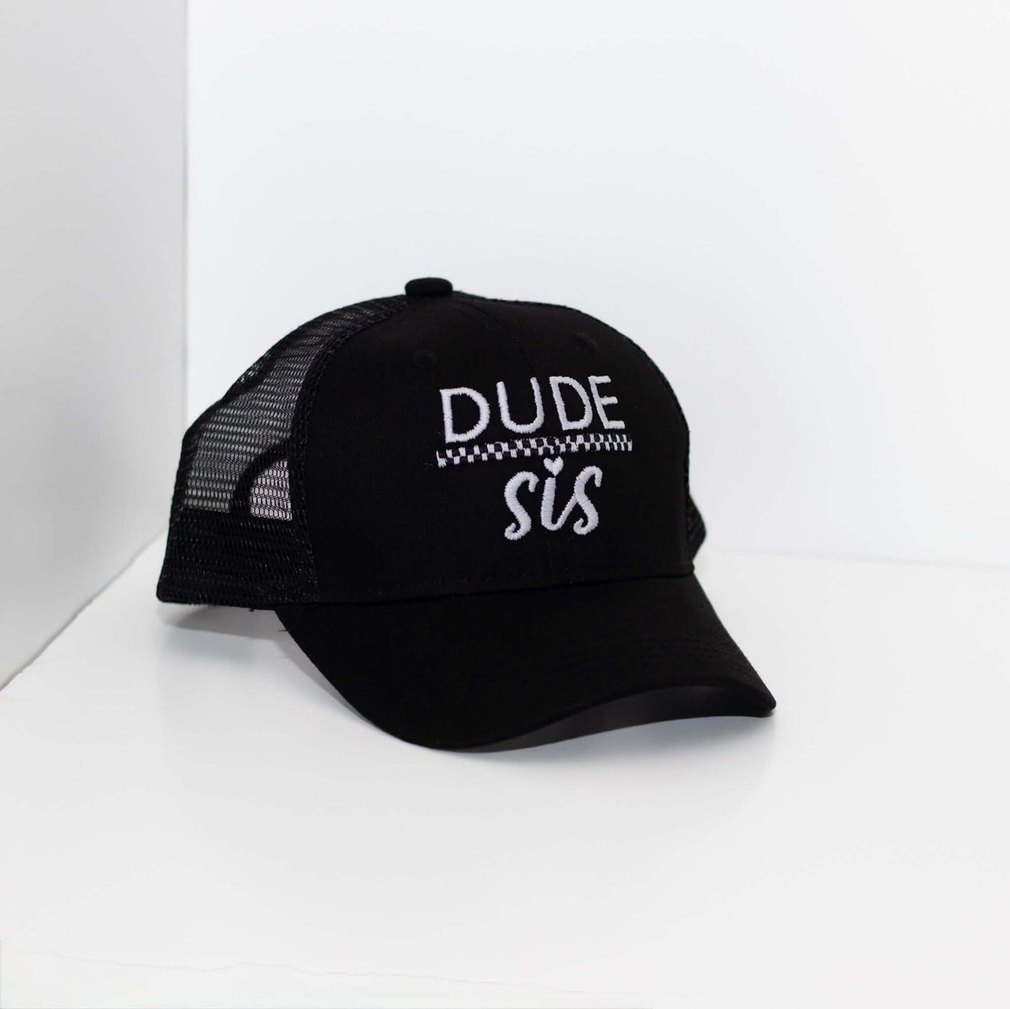Dude Sis Black Hat